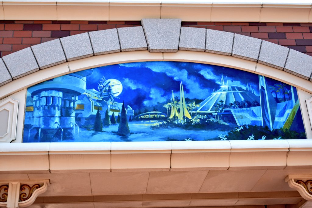 Kkchannel 在 Twitter 上 Today S Tokyo Disneyland 東京ディズニーランド ステーションの トゥモローランド の絵は ホテル側も新しくなりました スタージェット がこれで無くなってしまいました 駅の中央の絵ももしかしてキレイになった Tdr