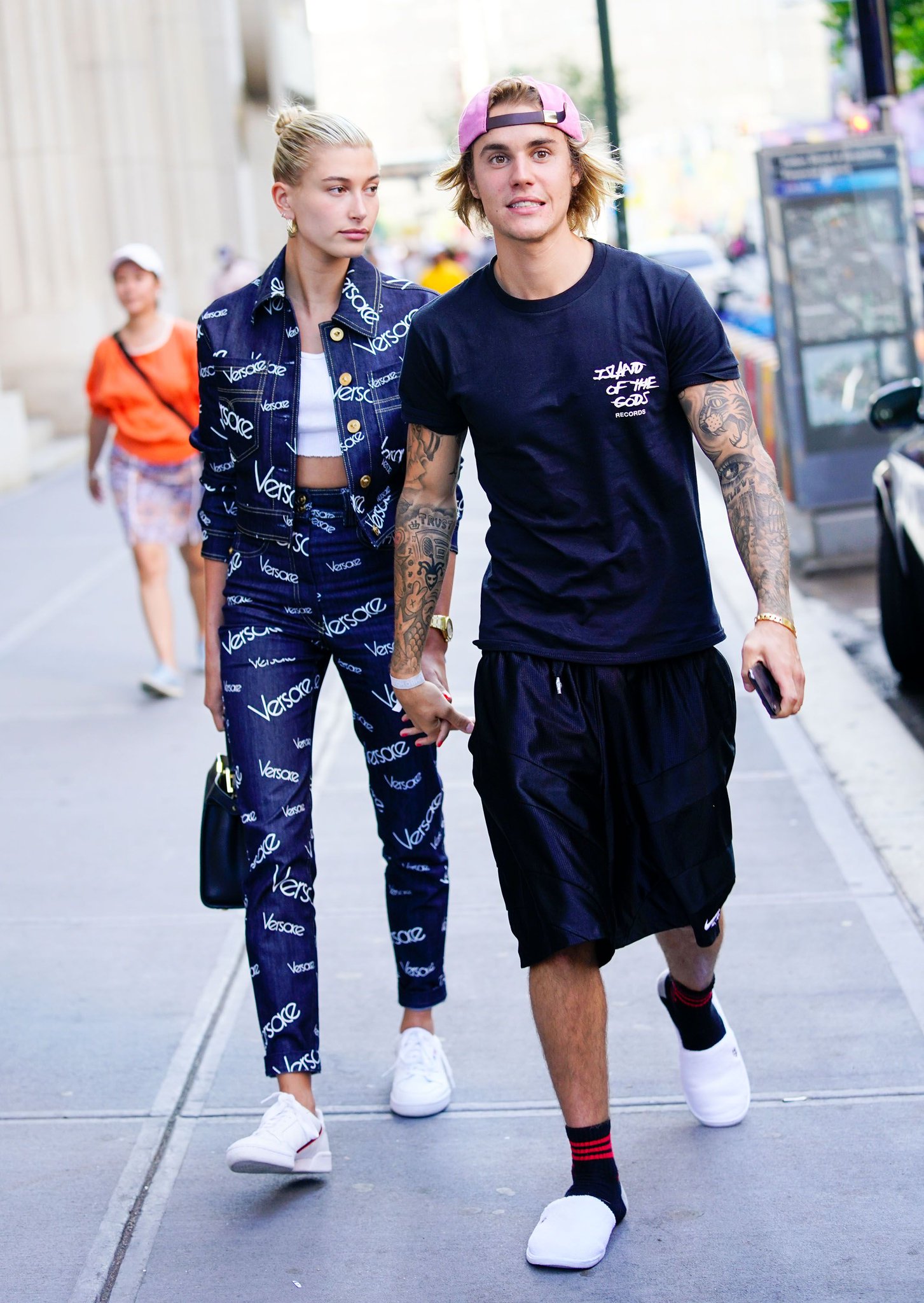 Mine در توییتر ジャスティン ビーバーと婚約した話題のヘイリー どんなスタイルもものにしてしまう彼女のスタイルの特徴とは T Co Ne3jfnh6kd ジャスティンビーバー ヘイリーボールドウィン