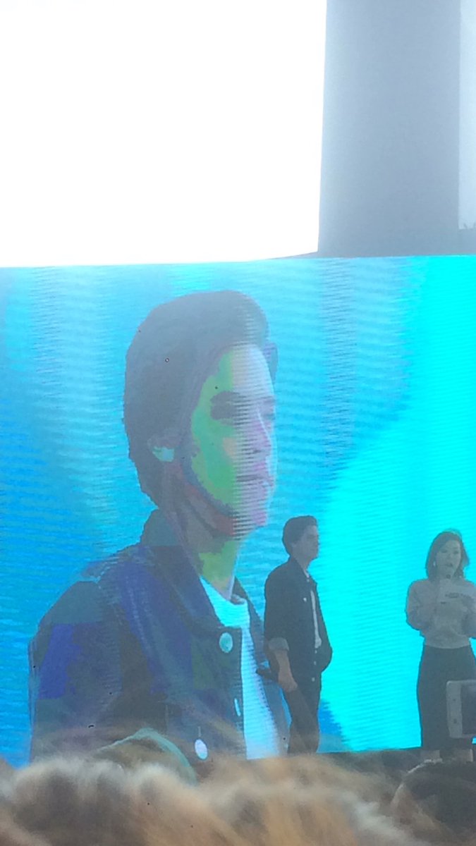 heyimnotbarbara's tweet photo. happy birthday mi amor @colesprouse https://t.co/2kVOzYuYzh