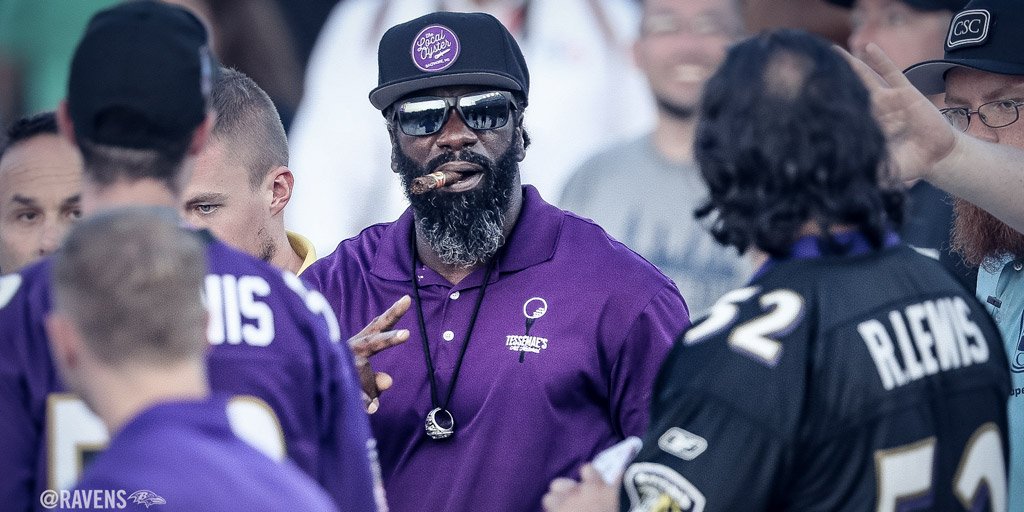 Nick Jones (picNICKbasket) Twitter