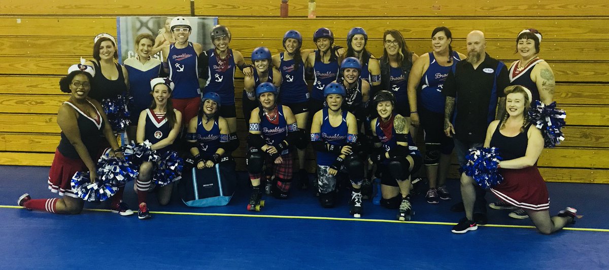 gothamderby's tweet photo. Congrats to #BrooklynBombshells for taking the🥉and shout out to their season sponsor @bbw_pt https://t.co/Ez1qCE9zXe
