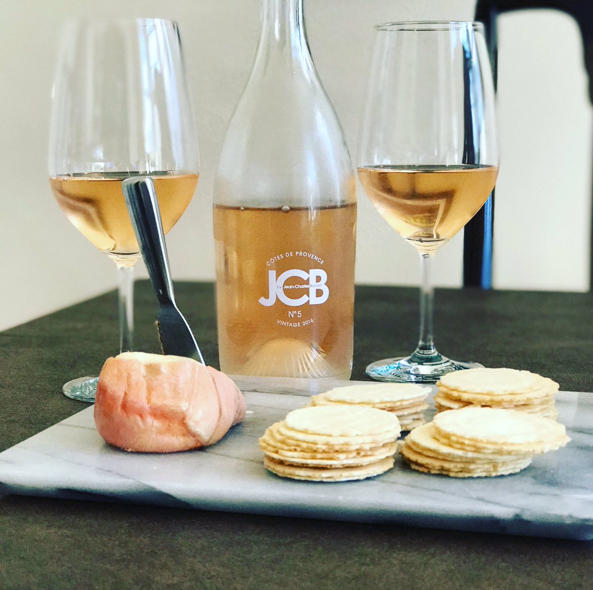 WhichWinery tweet media