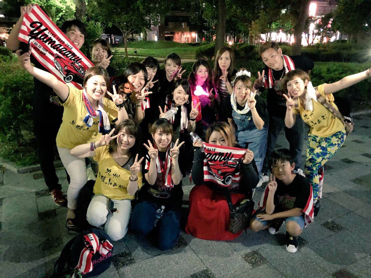 ryu_love320's tweet photo. 山猿ライブIN福岡めっちゃ盛り上がったなぁ！まじイケメンすぎたなぁ☺️
#山猿#福岡ライブ https://t.co/mDoLJUe0i7