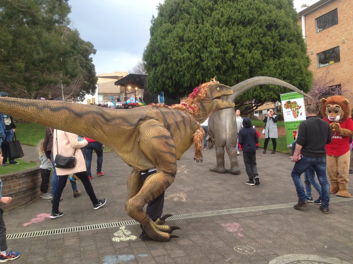 Are you interested in Economics?! @TSBE_UTAS come visit us today! You might even see a dinosaur!! 🦕 @UTAS_ @utas_newsroom #UTAS #TSBE #UTASOpenDay2018