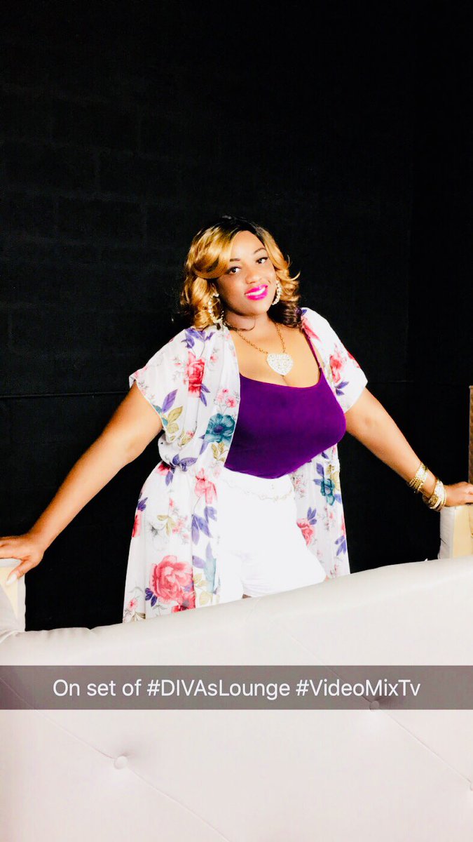 thedivas_lounge's tweet photo. #DIVAsLounge starts Tuesday on @VIDEOMIXTV #TuneInandTurnUp https://t.co/FwPe8aXKS5