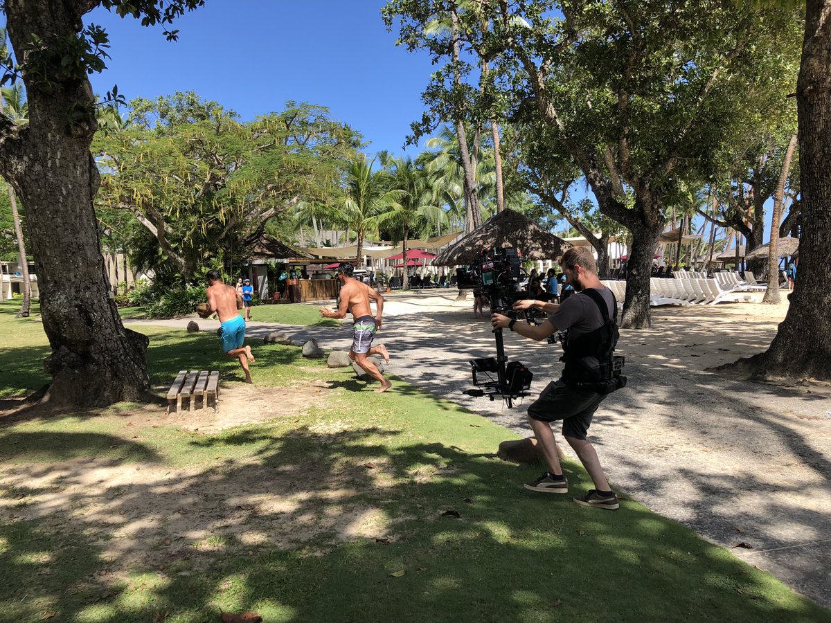 realmartinwood's tweet image. BTS #ASummerToRemember , the opening sequence- Never chase a man with a coconut machete! @hallmarkchannel @reallycb @CameronMathison Thanks again @stanspry @CartelHQ !