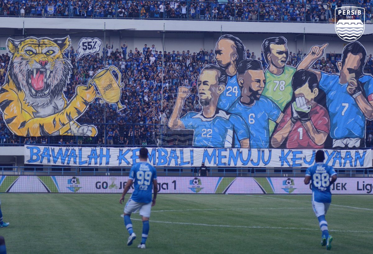 persib's tweet photo. Adalah benar yang digambarkan teman-teman @officialvpc, #PERSIB masih 55% dalam perjalanan menuju kejayaan.

Tetap fokus, dan.. selamat menikmati akhir pekan di puncak. #PERSI85ALAWASNA https://t.co/wRWQAkKCez