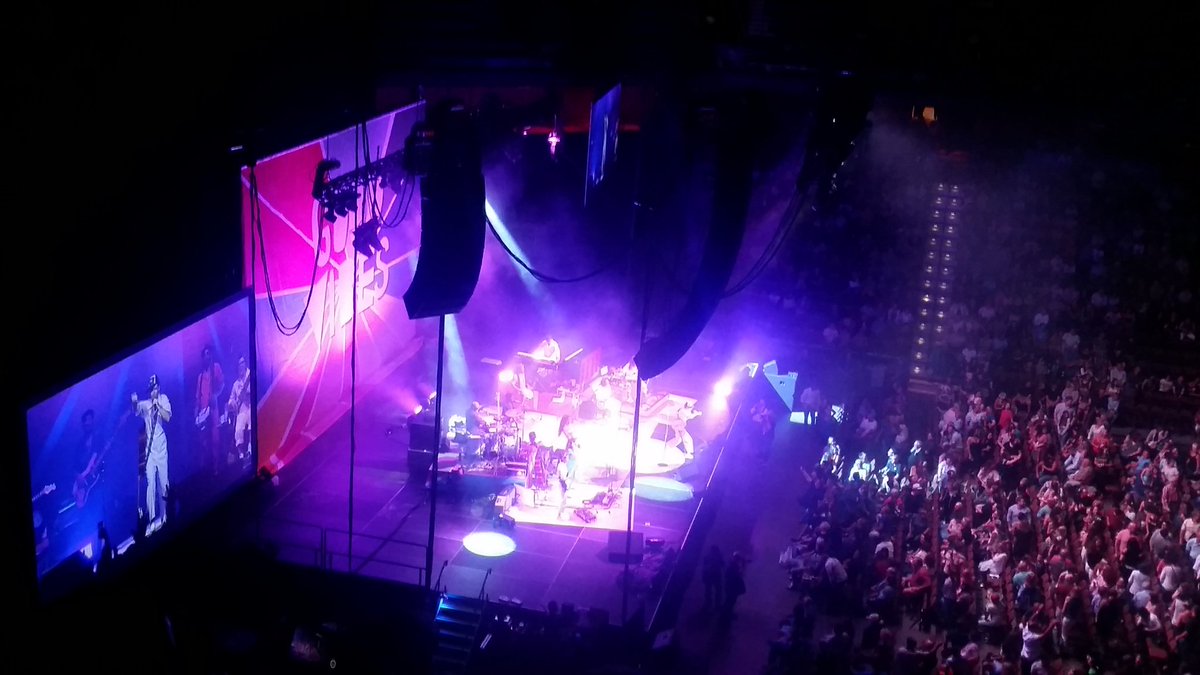forpete05's tweet photo. @MrazTeam @jason_mraz @MoheganSun Great show..!...from a first-timer... https://t.co/5FJq4MsM2p