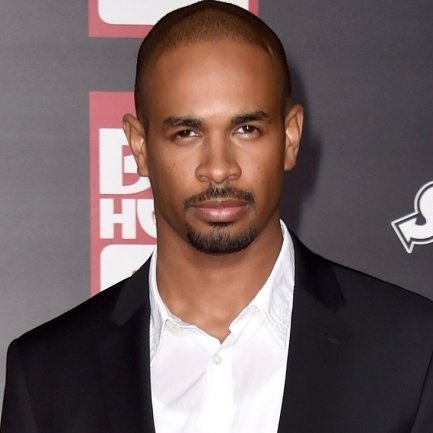 That's Damon Wayans Jr.... 