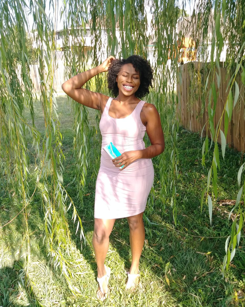 iGO_AMB's tweet photo. Cues @iamcardib "I'm living my best life" 🎶 
◽
◽
◽
 #PPAA #PrettyPinkAcrylicsnAfros
#Blackwomenarepoppin #CWBG #CorporateWorld4BlackGirls #linkinbio #YouBettaLIVE 💕 https://t.co/J52g6hQyY7