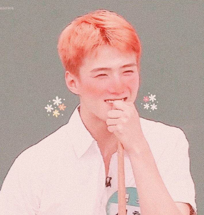 ohsoftbot's tweet image. ♡↴
🍑#오세훈 ⇢ #sehun #exo