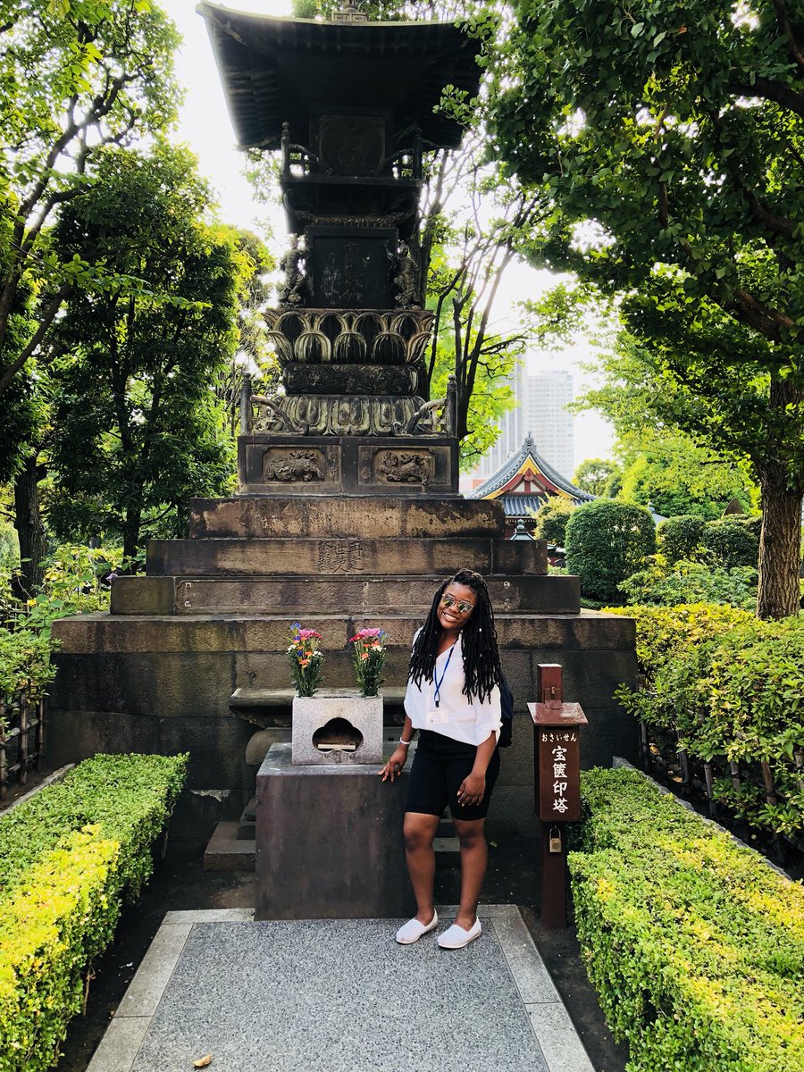 princessariiqq's tweet photo. THANK YOU JAPAN!! For letting me learn more about your culture and the history behind the religion Buddhism. 🇯🇵 #KAKEHASHI2018 #JICE #theunidifference https://t.co/Nh320mmIT0