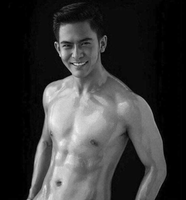 poochaiglobal's tweet photo. #ดาราชายไทย #sexyguy https://t.co/QlPqLTICaT