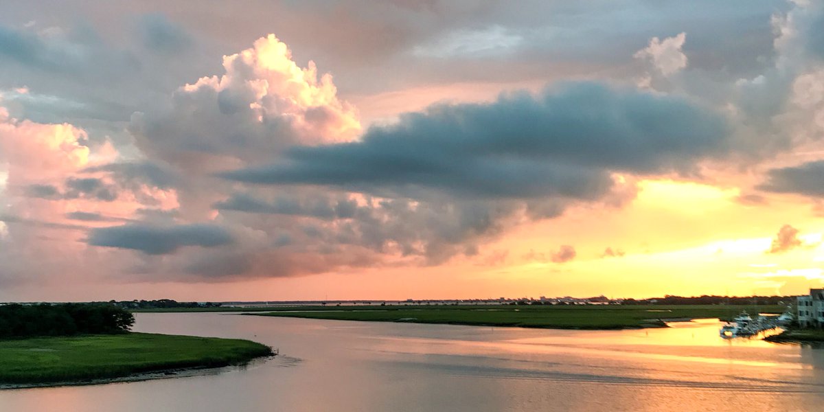 #charlestonharbor #chswx #chasingsunsets #weather #running @StephenAtHome