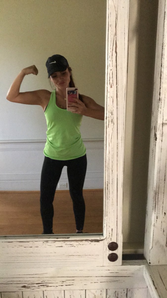 brandywyble84's tweet photo. #relentlesslife no quitting allowed #SundayFunday #gains little improvements make me happy #workonwhatyoucancontrol https://t.co/DNe8J7uSgR