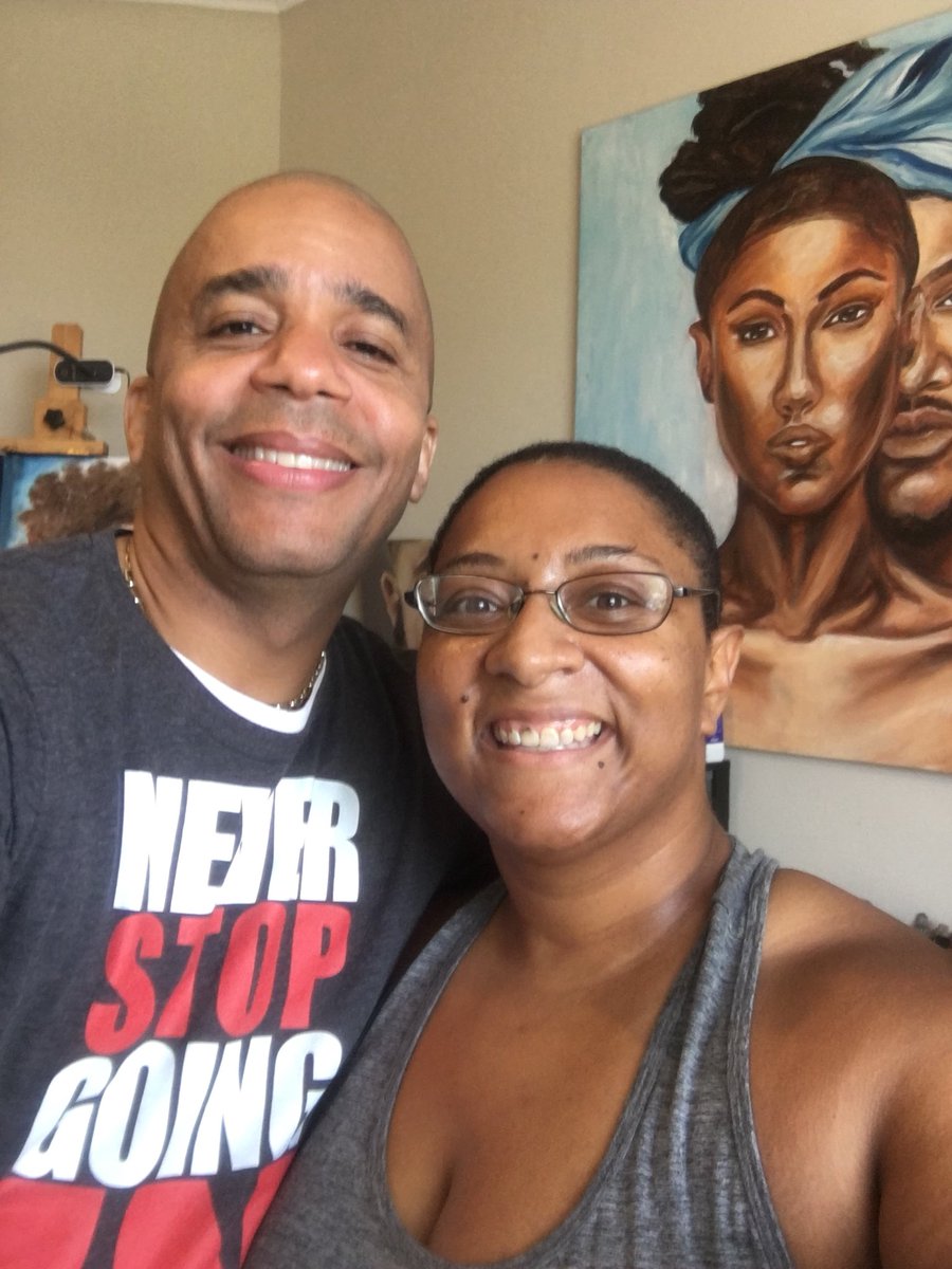 voteSmitherman's tweet photo. One of our beautiful African American artist in @CityOfCincy. Her name is Ryan Nichole Leary. Her exploration of Sexuality ,Strength &amp; Positive images within her art are extraordinary.  @Prez_Pinto should be proud of one of his graduates. @CincyAAChamber @CincyPlay @JohnCranley https://t.co/6h4trJd2Qc