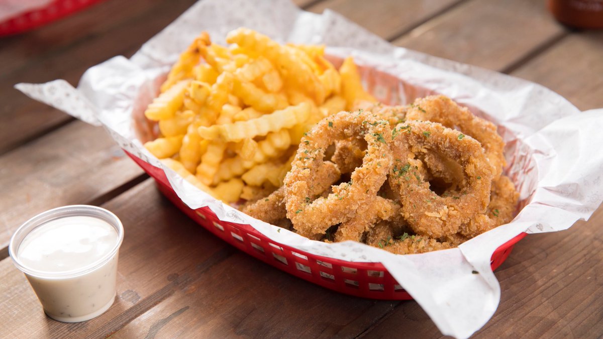 shrimpshacksa's tweet photo. كالاماري ع الماشي
.
.
.
.
.
Snapchat: shrimpshacksa
#شرمبشاك #سلطعون #مقرمش #روبيان #شرمب #جمبري #السعودية #الرياض #الرياض_لايف #مطاعم_الرياض #بحري #shrimpshack #shrimpshacksa #crunchy #shrimp #calamari #crab #shrimpboil #cajun_fries #riyadh #seafood #riyadhfood https://t.co/1ptWmP5efp