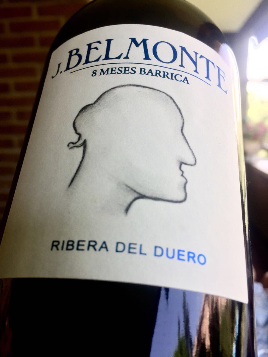 Único e inconfundible. Viñas de tempranillo de 30 años de nuestras fincas “El Monte” y “El Lagón”, a 940 metros de altitud en Fuentélcesped, Burgos #belmonteando #premiumfincas #porlacara #riberadelduero #vinosconalma