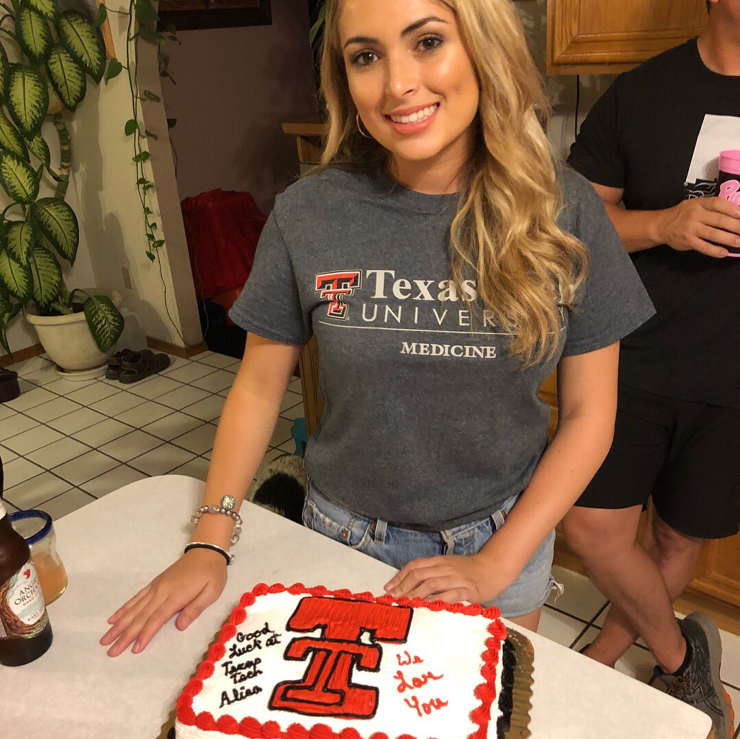 Alisonmarieg314's tweet photo. My baby girl is ready for Texas Tech, but not sure I am #TexasTechBound #wreckem #ProudMommy #GoWithGod #ShesBeenReadySince5thGrade https://t.co/sOhmP22fq1