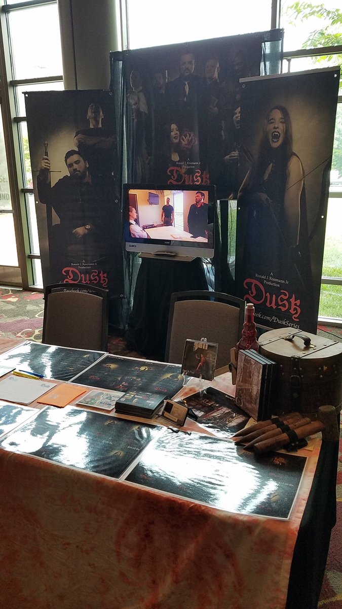 LostRoadtoHope's tweet photo. Day 2
#DuskSeries #Dusk #Darknesswillfall #SeasonTwo #GlovesComeOff #CharlotteComicon #BestTwoDayShow #CarolinaFanExpo #SelectSportsplex #Hickory #NC #October #Gotham #DrewPowell #DC #Gamestop #TheDugout
https://t.co/w9r8e96YJh
https://t.co/X0tgxZpMCR
https://t.co/BUkFr1xiro https://t.co/5jrWdm4cAr