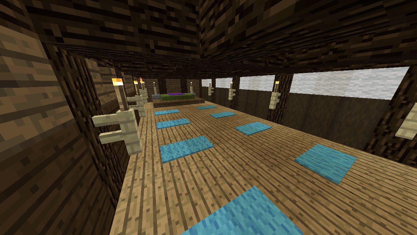 竹和 マイクラ和風建築 住宅 が完成しました 前回 アドバイスがありましたドアを旗に変更し 襖 ふすま を表現してみました W 内装は一階を 集会場 二階を 宿舎 にしています W 和風建築 マインクラフトpe T Co