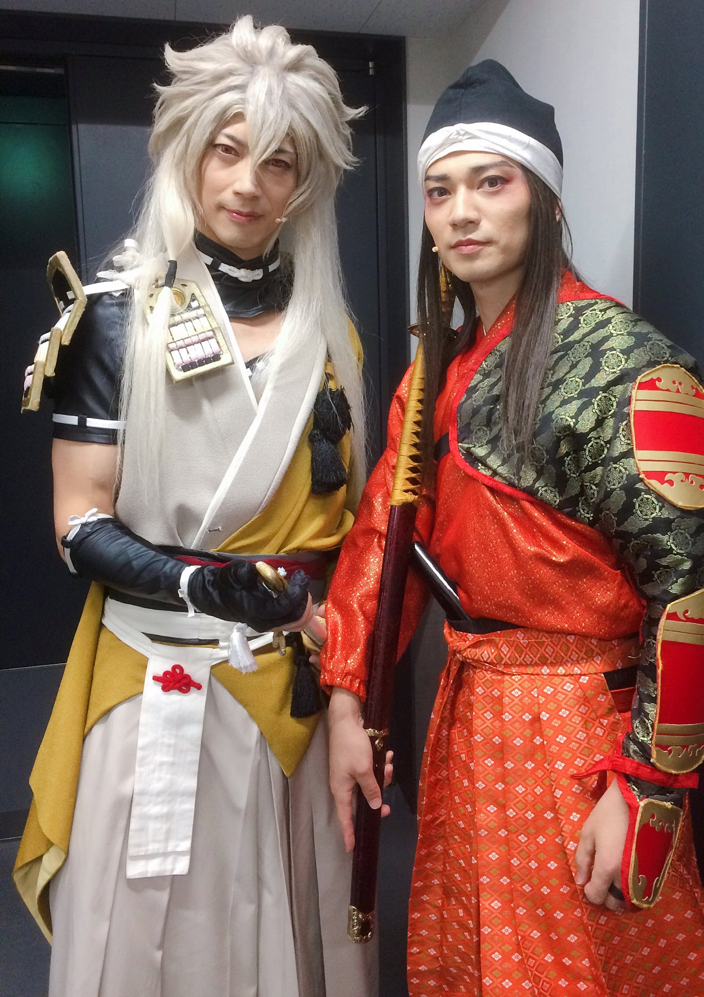 荒木健太朗official 公式 本人 トライアルから共に闘い そして全てを見守ってくださった大輔さんと伊達ちゃん この2人がいたからこそできたこれまでの刀ミュ 涼の件で変更点があった時一回動画を見ただけで よし やってみましょう って言った