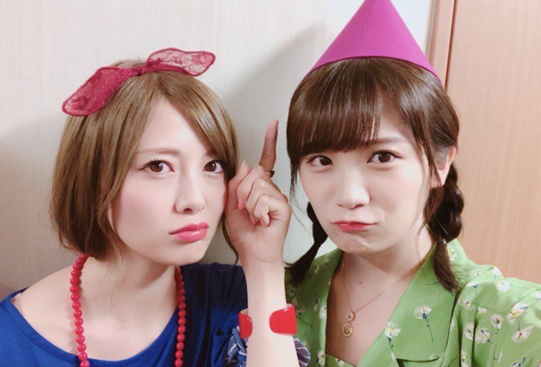 rika_0723ma's tweet photo. 真夏、まいやん誕生日おめでとう〜！！

今日は美女2人が誕生した素敵な日だね！

これからも乃木坂を引っ張ってく一期生として頑張ってください！

秋石姉妹さいこうかよ！！

#乃木坂46
#秋元真夏生誕祭2018
#白石麻衣生誕祭2018 https://t.co/XBiyKb3abt