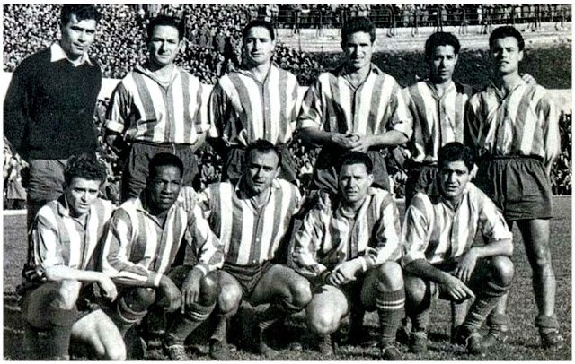 FOTOS HISTORICAS O CHULAS DE FUTBOL - Página 20 Dk-K_s8X4AIMeKv