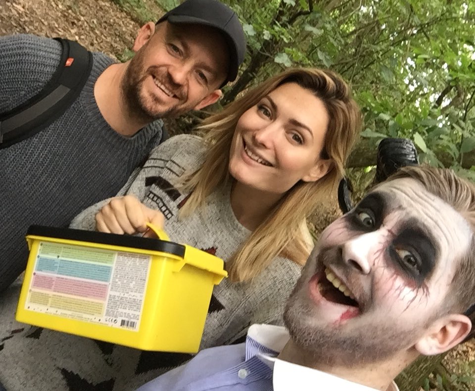 joseph_blunt_'s tweet image. Brilliant day, back filming with @5essential and startling passers by.