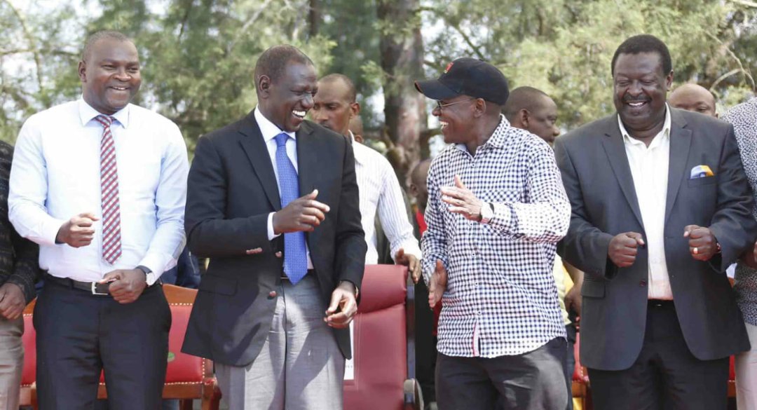 XplitKenya's tweet photo. 2009
Me:Grandma...why are The dogs not barking Now.
Grandma :The owner is around and is feeding them
African proverb "When you here a dog barking..follow it n you shall get the owner " 
Me in Kenya2018 #MulembeUnity👇👇 https://t.co/0PhzxJZD2w