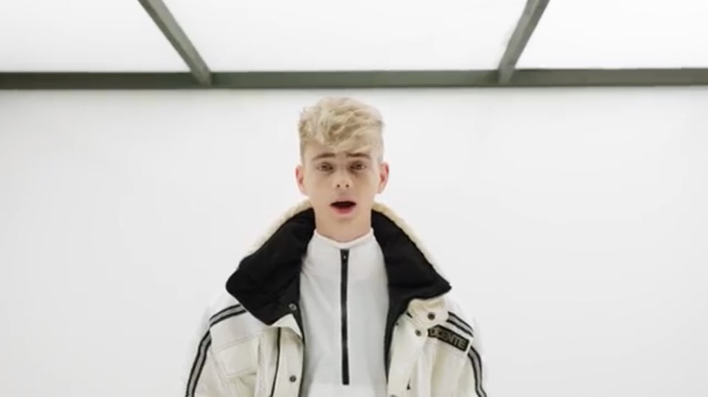 Oliviamorgannnn's tweet photo. Okay but Corbyn this reminds me of that one area on Transit zombies for Black Ops 2 and I think that’s dope #8LettersMusicVideo https://t.co/pmJTPOqkAP