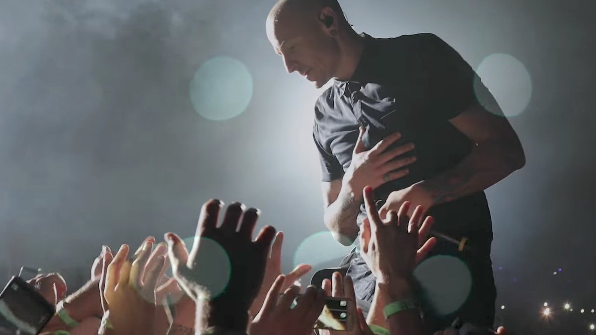 ChristineBezy's tweet photo. I'll be honest. After 1 year of constant LP listening I can't listen to Linkin Park anymore. My heart is aching and if I try to play a song I'm in tears. Every song especially from OML hits me hard. I think I need time. Maybe this is a special stage of the grieving process. 😭 https://t.co/4XPtM32nII