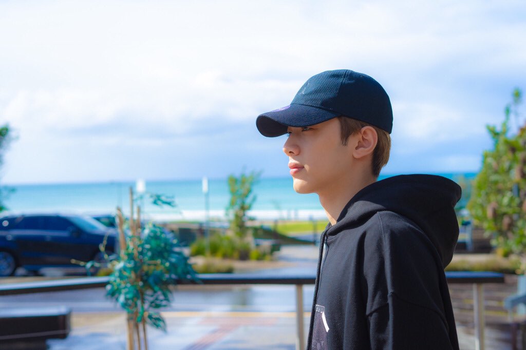 shibalinlin's tweet photo. 🏝️#라이관린 #LaiKuanlin #赖冠霖 #워너원 #WANNAONE https://t.co/GSBdIW83de