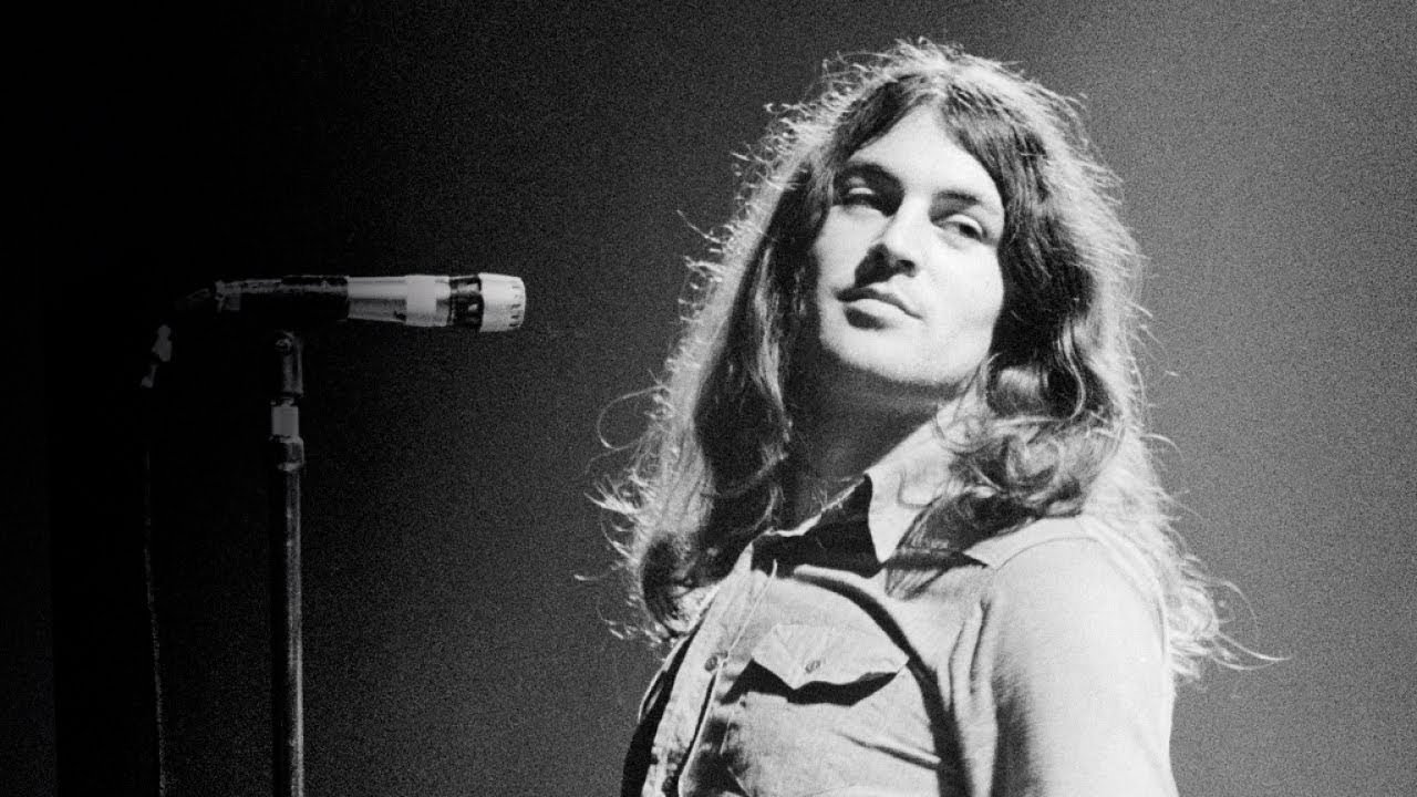 Happy birthday to Ian Gillan of Deep Purple & Black Sabbath. 