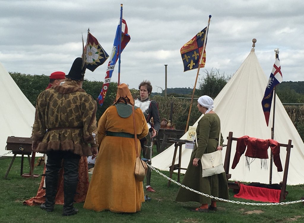 RushcliffeGeog's tweet photo. Having a cross curricular day at #BosFest2018 @BosworthLCC @KS4hist https://t.co/tQfK7rRSis