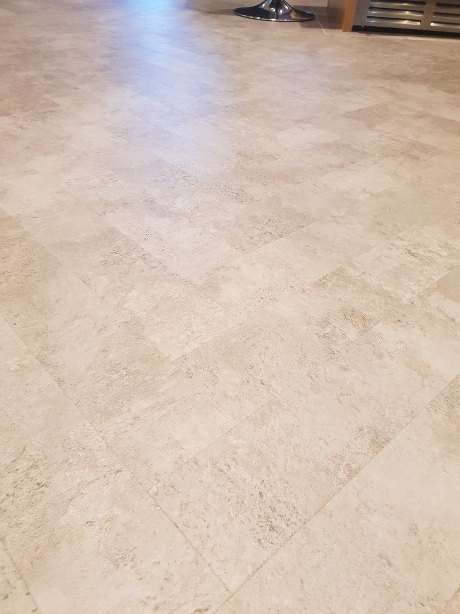 floors_inspired's tweet photo. #tlcmassimoinvent finished friday on @FBallUK #f46 #1200pro #p141 supplied by @FredAlldridge1 https://t.co/QYvHkpVwQL