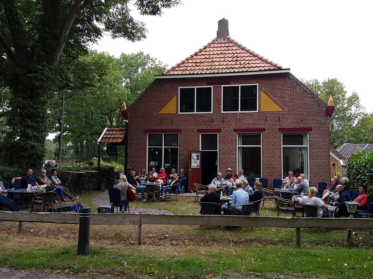Het was een super gezellige middag met Hannah Mae bij De Amer op het terras.