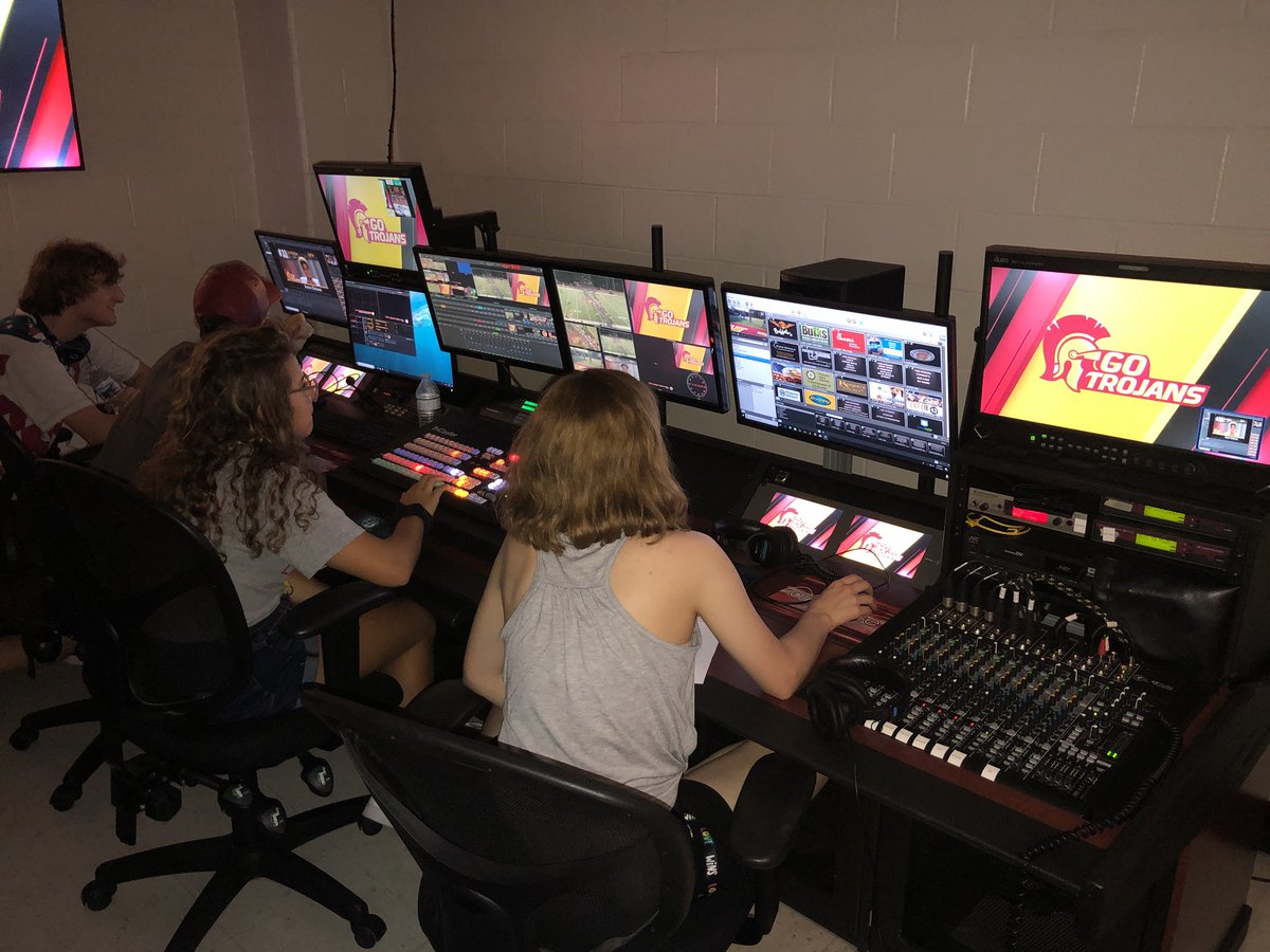LNNBroadcast's tweet photo. Our crew did a fantastic job this Friday at our home game against Harrison! Remember to check us out live online at https://t.co/7cidSx0rZr. #productionlife https://t.co/8lvOUHqduW