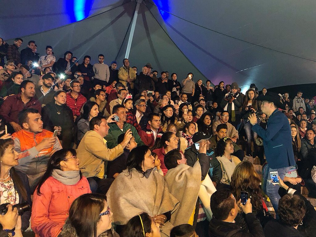 Jhonofre's tweet photo. Gracias COGUANOS Por Invitarnos A Su Bello Municipio, Anoche Nos Certificaron De Manera Contundente, El Cariño y El Aprecio A Nuestro “Sentimiento Llanero” Dios Los Bendiga Siempre https://t.co/JJo0drtlJi