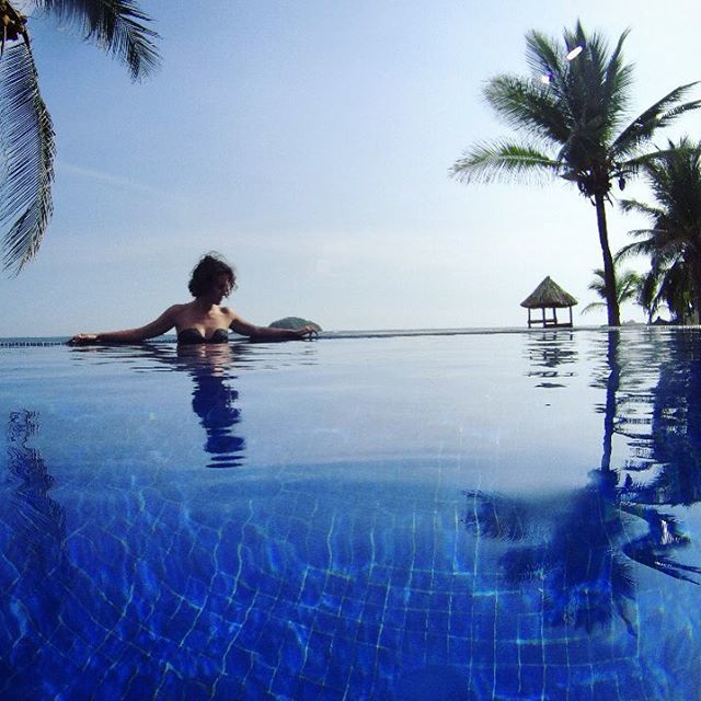 ceciliagal3's tweet photo. Tanta paz 💙
(esto fue antes de que se me retara a rodar en la arena, cosa que por supuesto hice)
.
📸 @diegopmedel .
.
#beach #pool #tb #latergram #vacation #summervacation #summer #summervibes #summertime #vitaminsea #pooltime #floatingaround #happy … https://t.co/YGF8UngjXl https://t.co/HY8bYH9jQ0