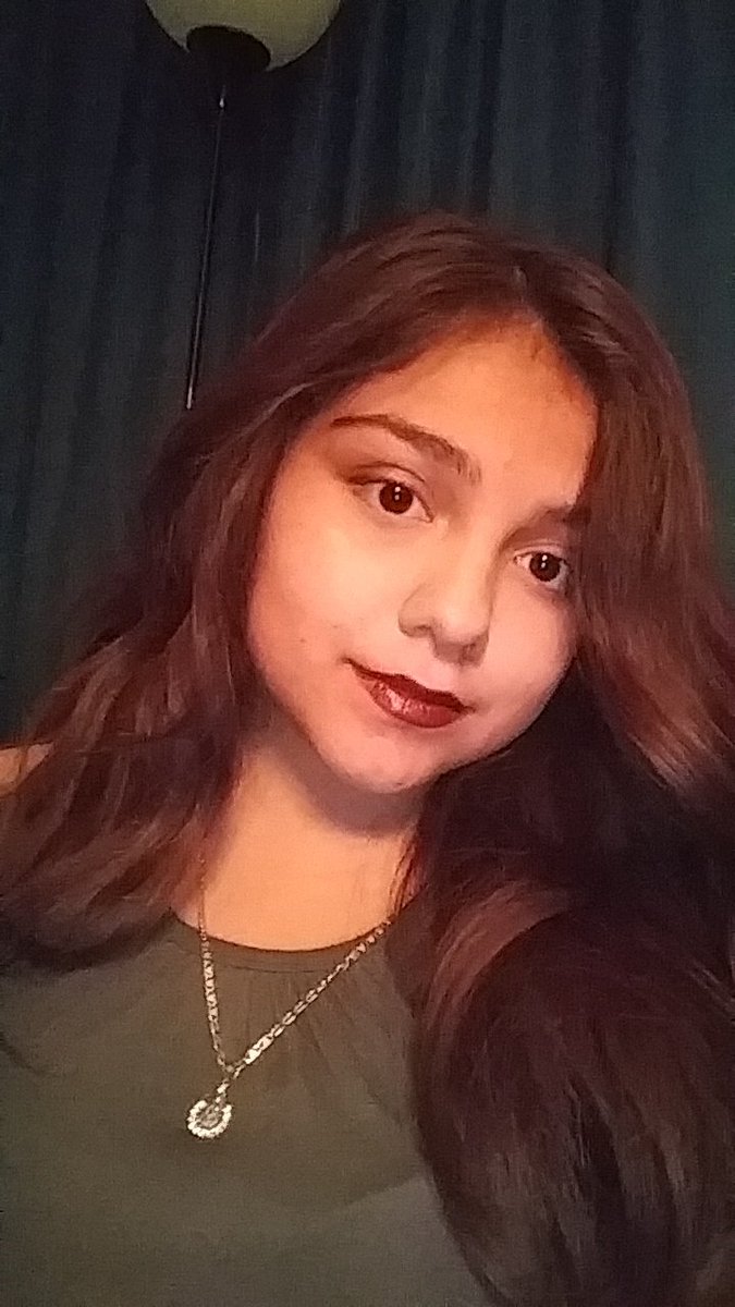 Haley72607322's tweet photo. #makeup #GirlLove #cute #naturalhair #wavy https://t.co/IxWTH9iYpb