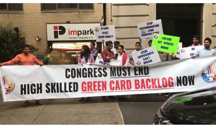 Proud of our <a href="/SIIA_US/">SIIA.US</a> members participating in the India Day Parade in NYC raising awareness on #HR392 and #S281 to end the discriminatory per country cap on Employment based Green Cards. EB GCs should be based on education and skills, not country of birth  #PassHR392Now