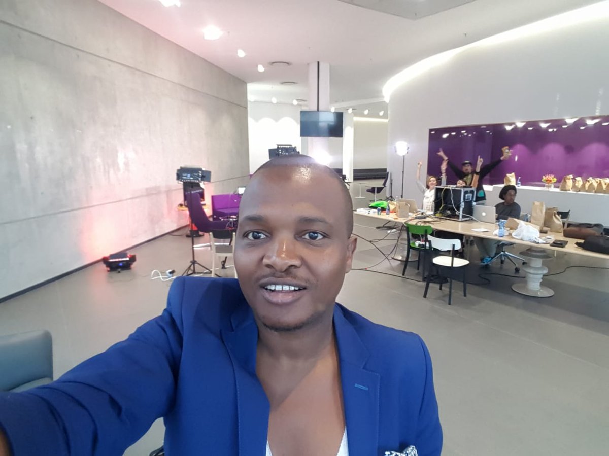 PhilMphela's tweet photo. It's a wrap! #SurvivorSA #LiveAfter #AfterShow @dstv 🎬🎥 https://t.co/ANJhYvzAs4