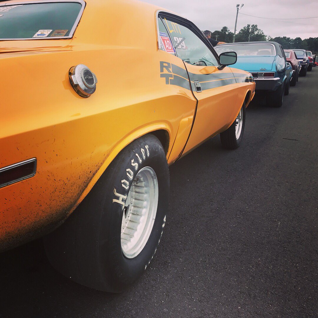 SJSpeedShow's tweet photo. Our final stop of the weekend is here at @TheAtcoDragway for Door Car Day and Footbrake event! Itβs been rainy but we still have plenty of Door slammers, footbrakes, and more here! #southjerseyspeed #southjersey #sjspeed https://t.co/2wxVtVBV67