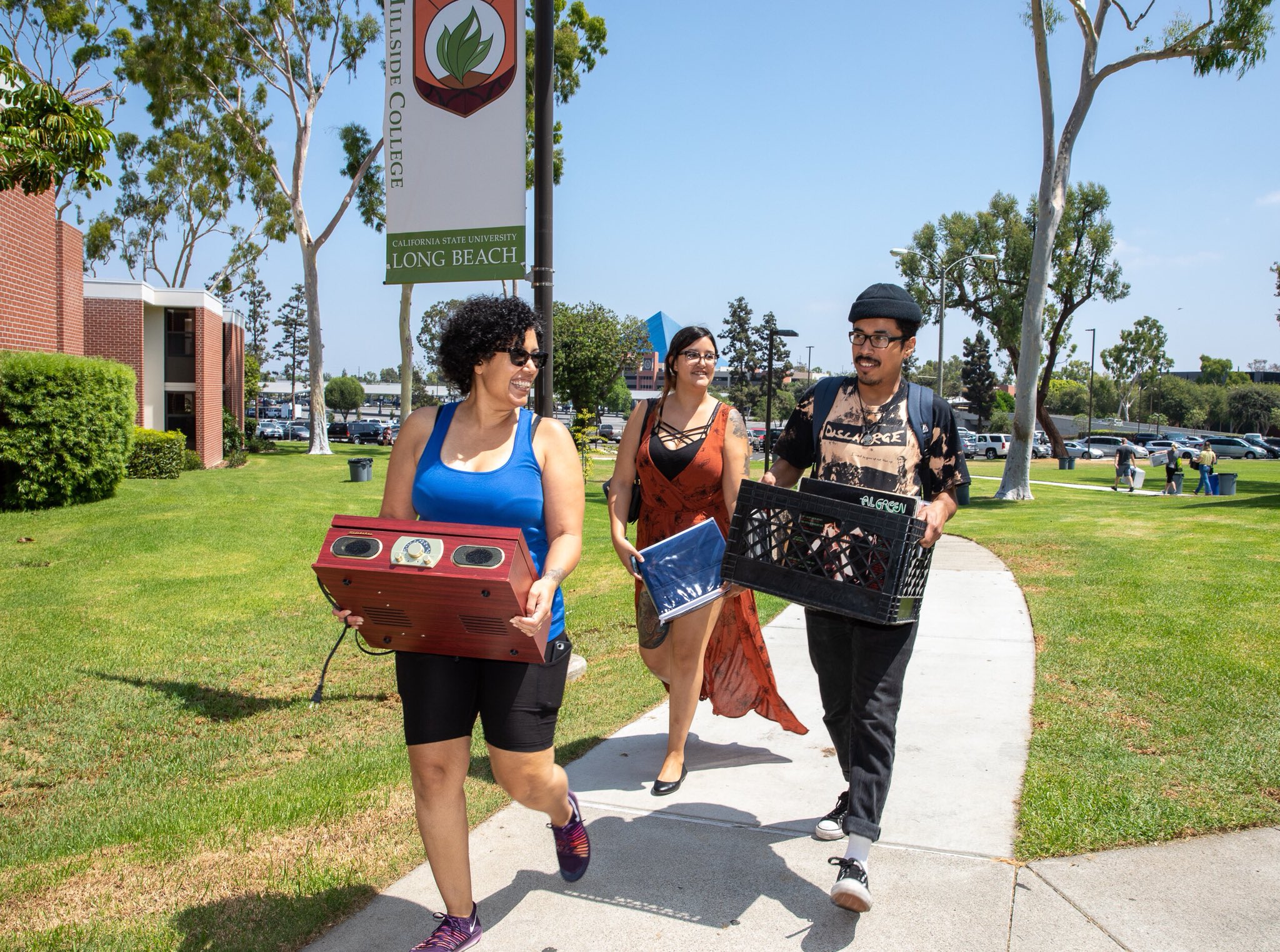 CSULB on Twitter "Everything packed and ready to unload! 📚📦 The