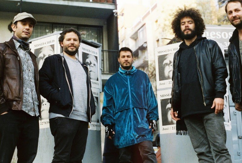 mehaceruido's tweet photo. #PropuestaMHR
Desde Chile llega el proyecto #Shmiks que actualiza el Reggae al 2018 con elementos de Dub y Rock, escuchen un adelanto de su segundo disco https://t.co/4bYFt4XWb4 https://t.co/oPJugtK1we