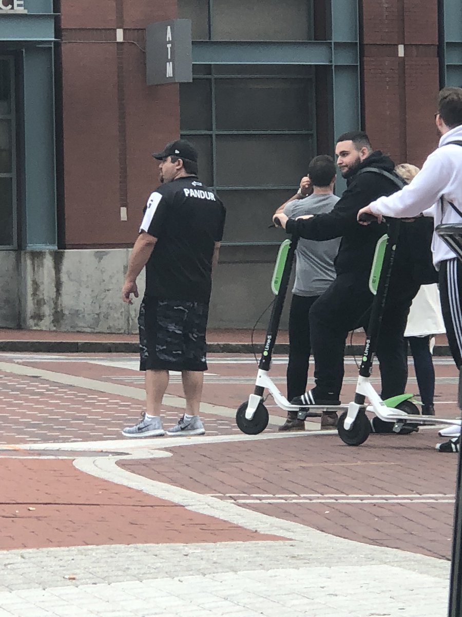 Politxc's tweet image. Haggy otw to fuck ur bitch @Parasite