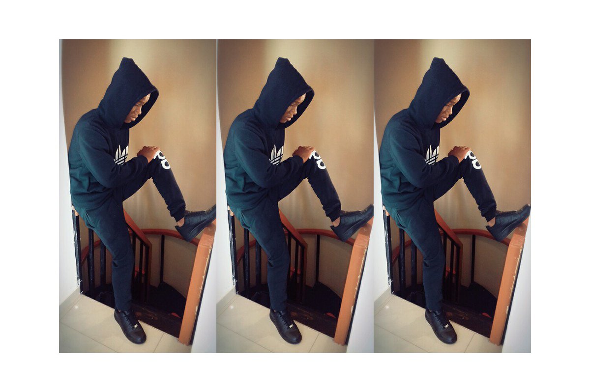 YCrizzle's tweet image. 