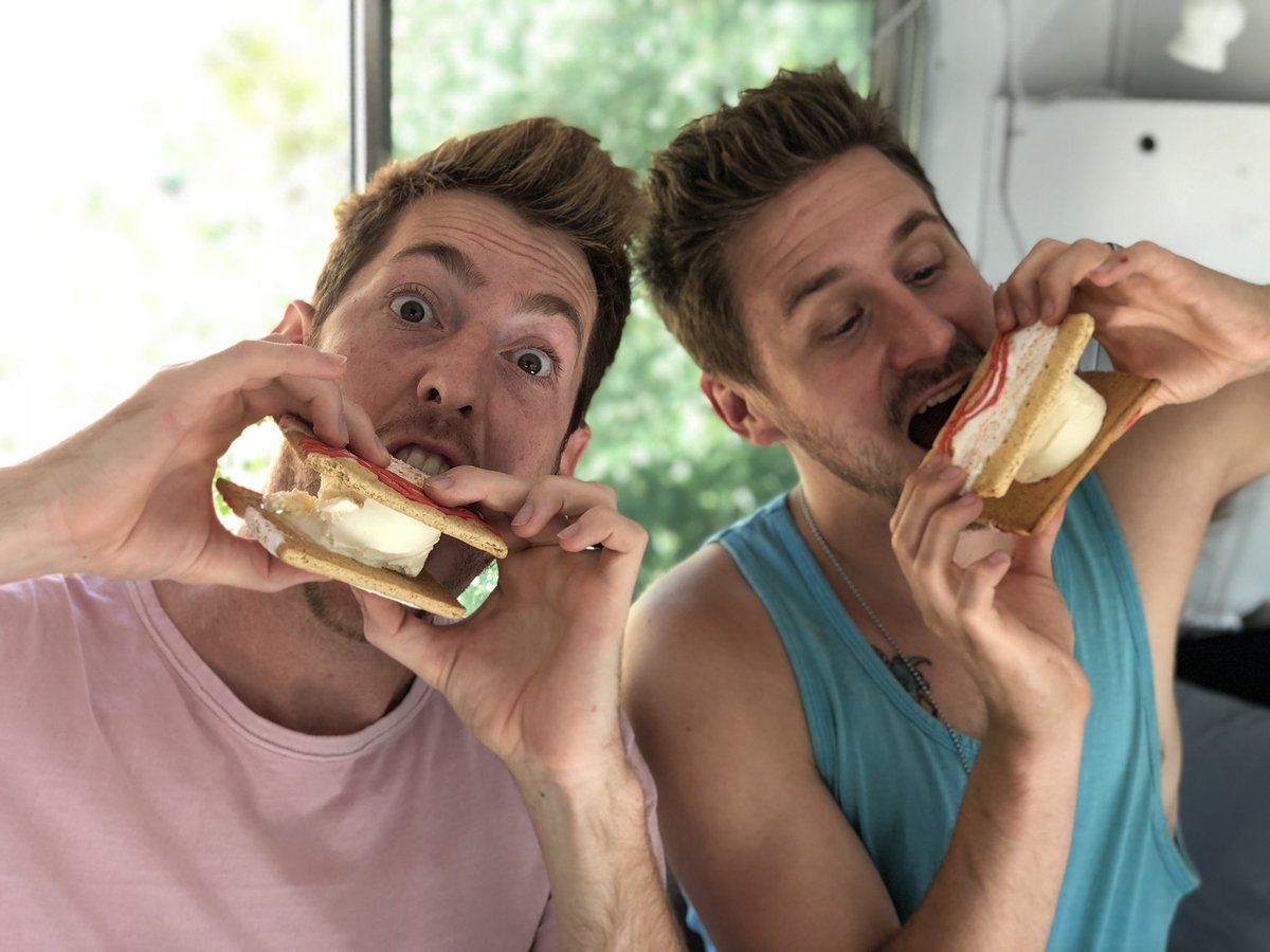 ITS HOT IN THE RV... 💯🔥 We found an EPIC way to cool down on these hot summer days on our RV Roadtrip! #POPTARTS ICE CREAM SANDWICH. <a href="/PopTartsUS/">Pop-Tarts</a> #AD