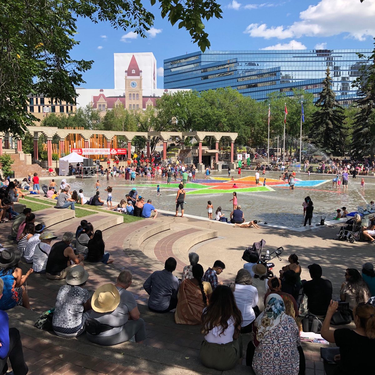 We’re sure missing the blue skies from the Heritage Day celebrations!

For now, you can catch us making Country Thunder &amp; Global Fest green ✅ 

#TowardsZeroWaste #greenevents